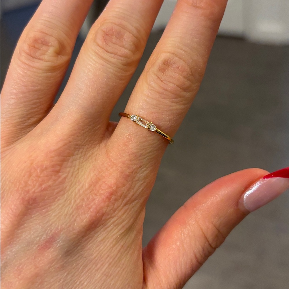 dainty gold ring in rectangle shape with cz stones